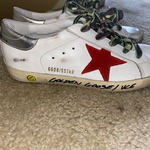 GOLDEN GOOSE (IT38/7.5)